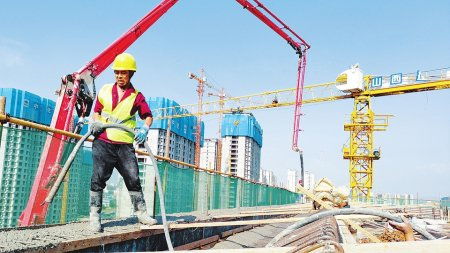 項目建設施工忙，現代化工程譜寫發展新篇章